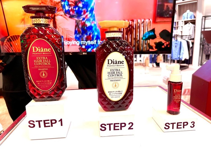 Produk perawatan Diane Perfect Beauty Extra Hair Fall Control bantu kurangi rambut rontok 