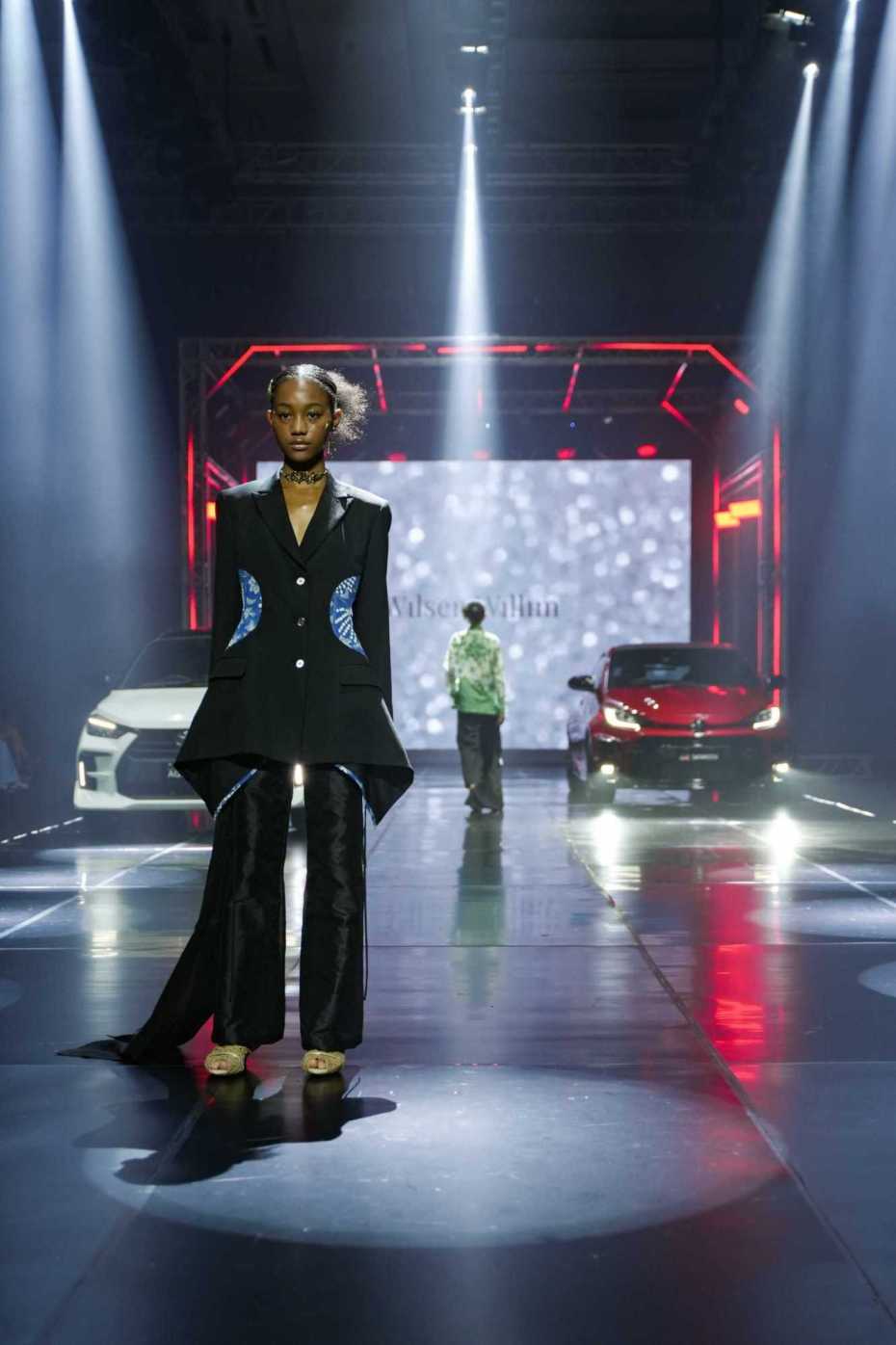 Gaya Urban Aesthetic oleh IKYK, Wilsen Willim, Rinda Salmun, dan AMOTSYAMSURIMUDA di Jakarta Auto Runway 2023, Ragam Gaya Urban Aesthetic Melalui Empat Brand Ternama di Jakarta Auto Runway 2023