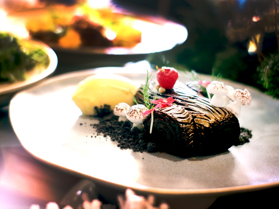 infinity brunch di vong kitchen hotel alila scbd