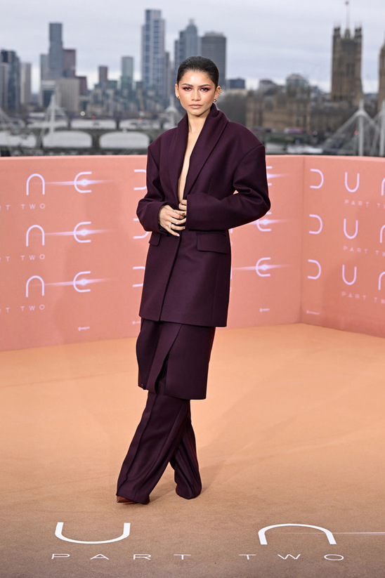 Break the Internet! Penampilan Zendaya Selama Promosi Dune 2