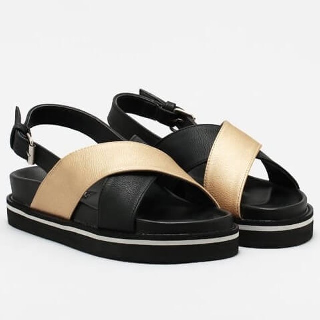 sandal tinggi wanita