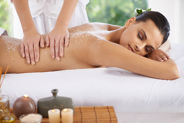 Cara memakai body scrub