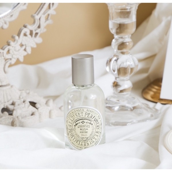 rekomendasi parfum wanita tahan lama