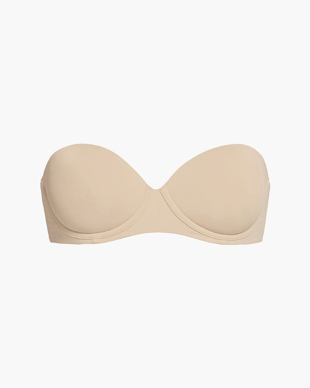 Model Bra