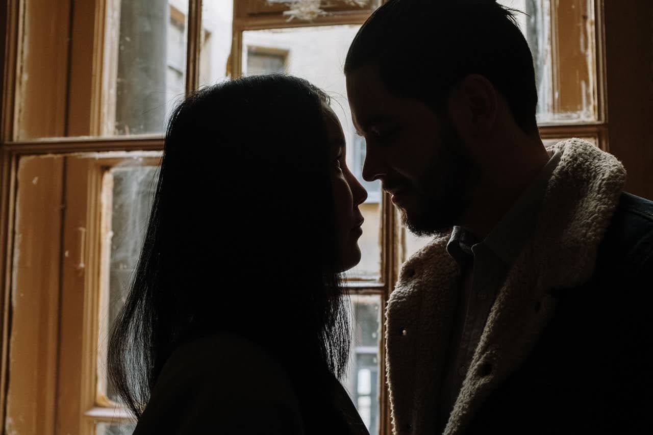 cara membuat pacar makin sayang dan kangen