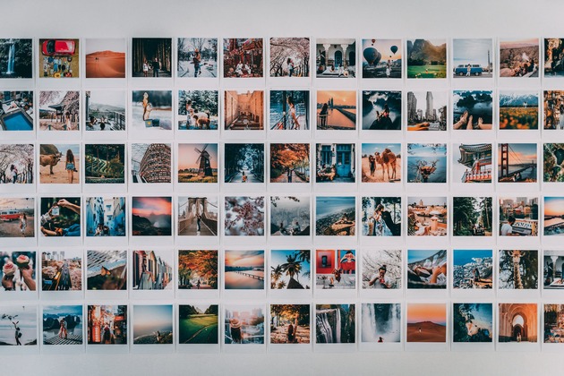 Alasan Kamera Polaroid Selalu Dibawa Saat Liburan