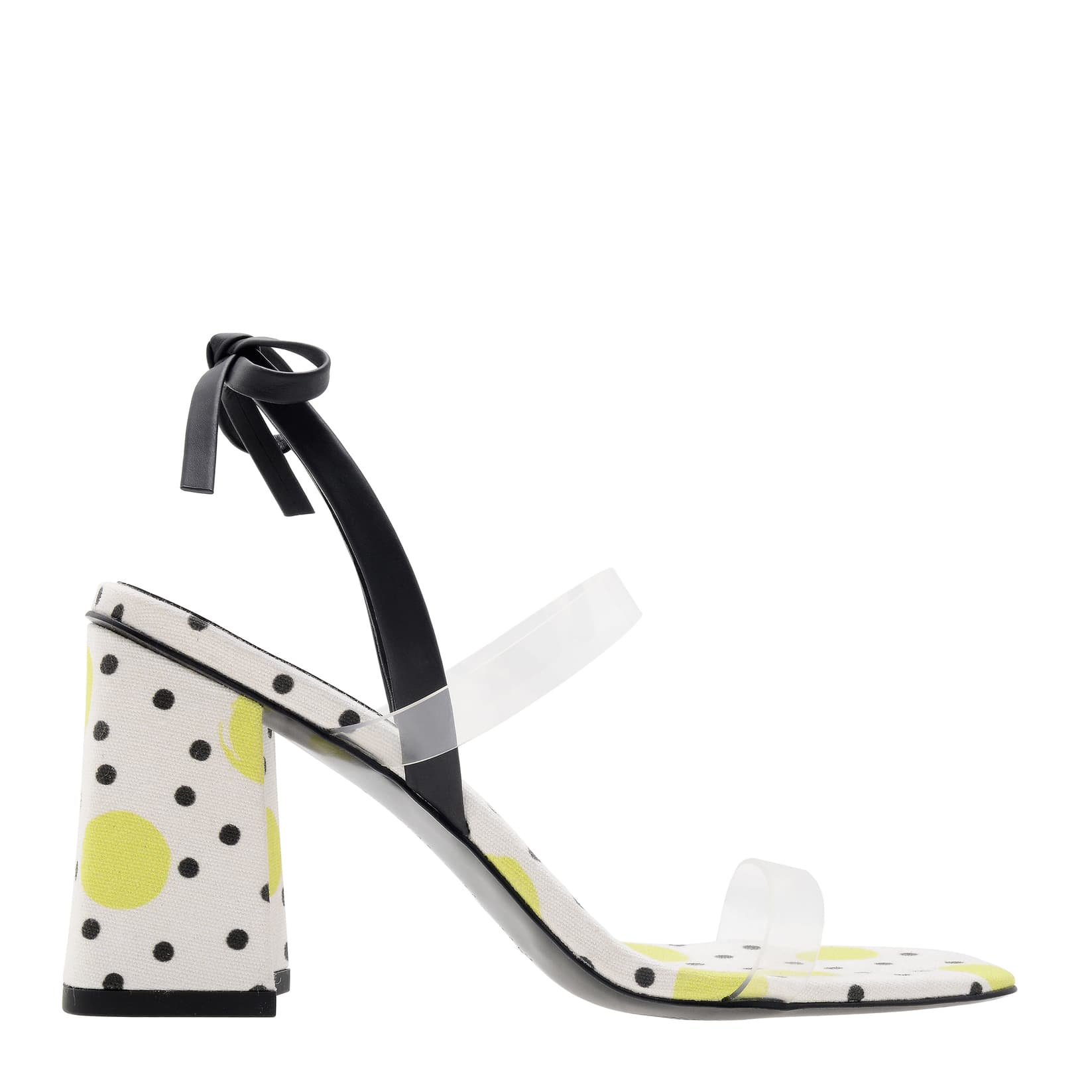 dok. Charles & Keith