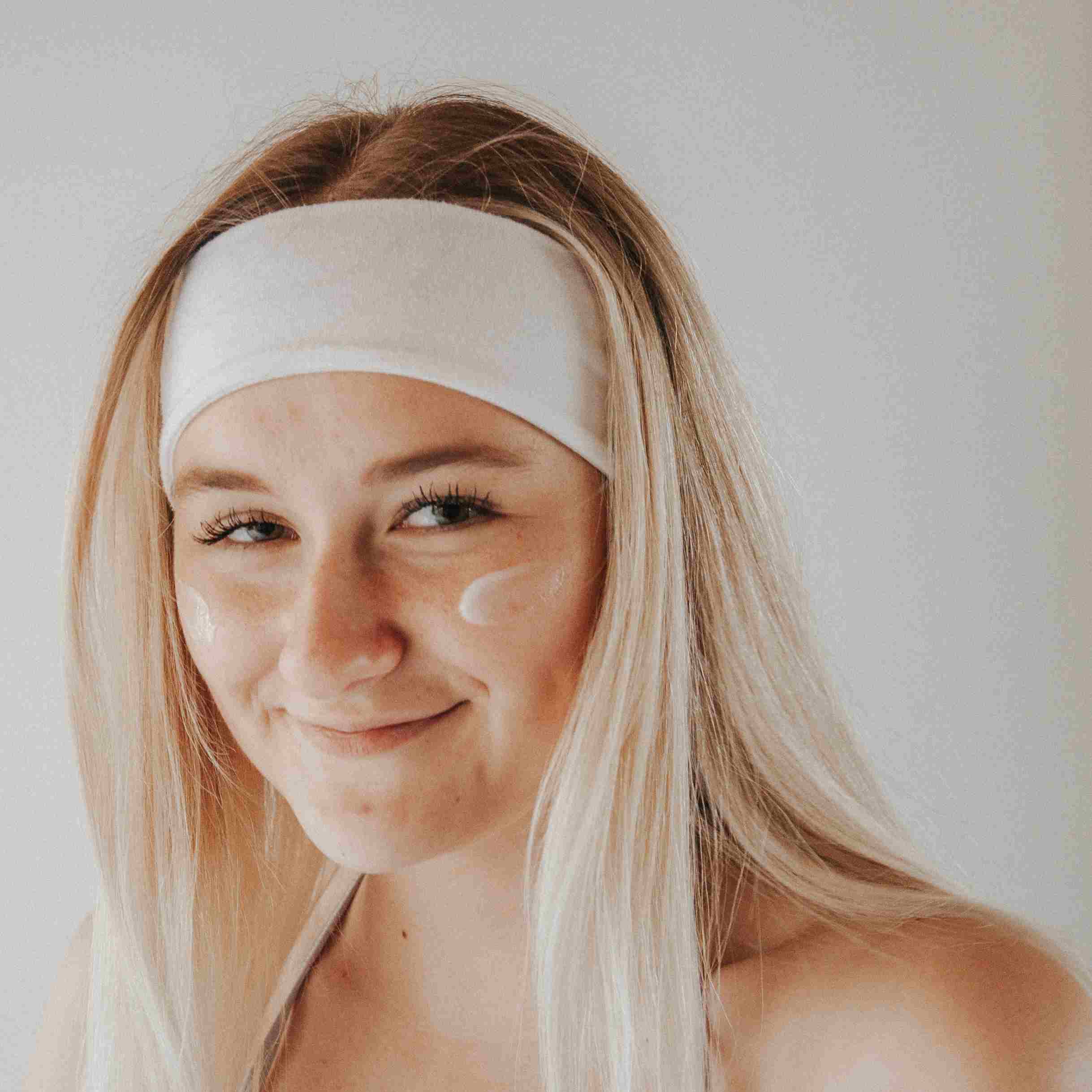 (Headband. Foto: Dok. Cheyenne Doig/Unsplash)