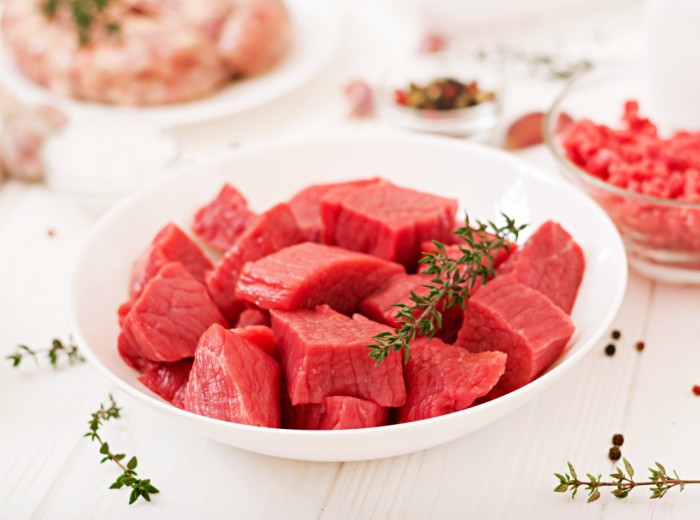 Protein yang tinngi di daging merah sebabkan bau mulut