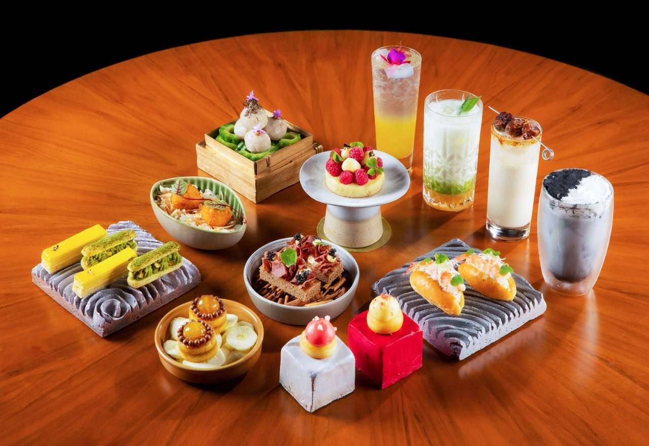 Summer Afternoon Tea Fountain Lounge