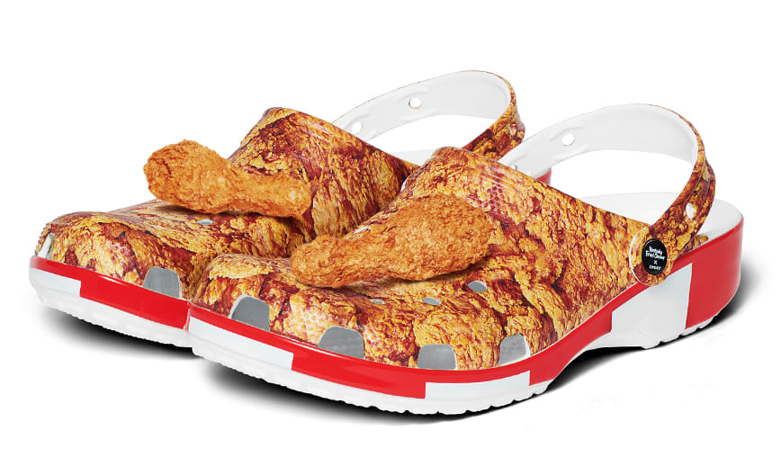 Kolaborasi KFC dan Crocs versi classic log
