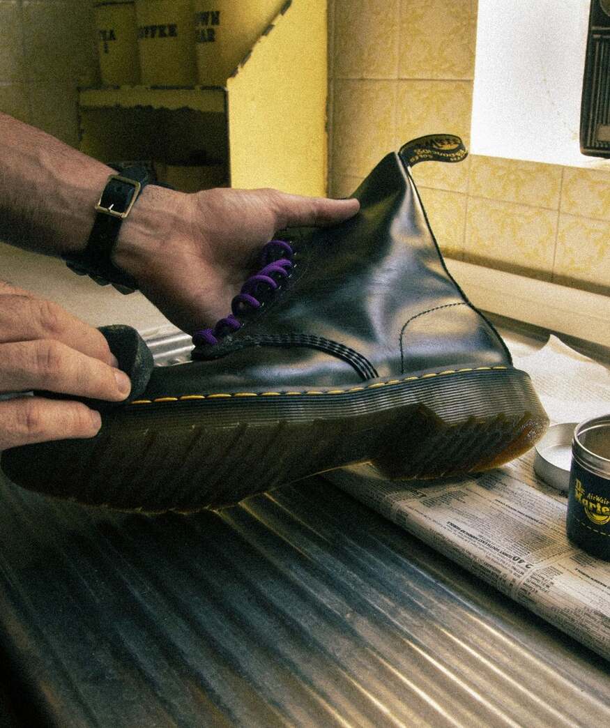 Jangan Salah! Ini 5 Langkah Tepat Mencuci Sepatu Kulit