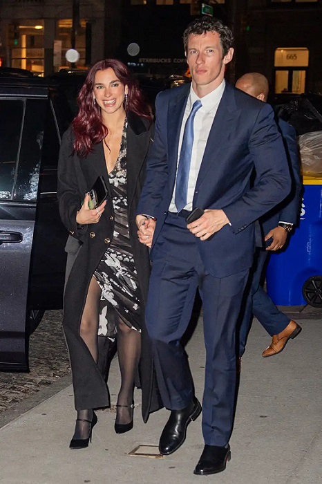 Gaya Kencan Dua Lipa dan Callum Turner