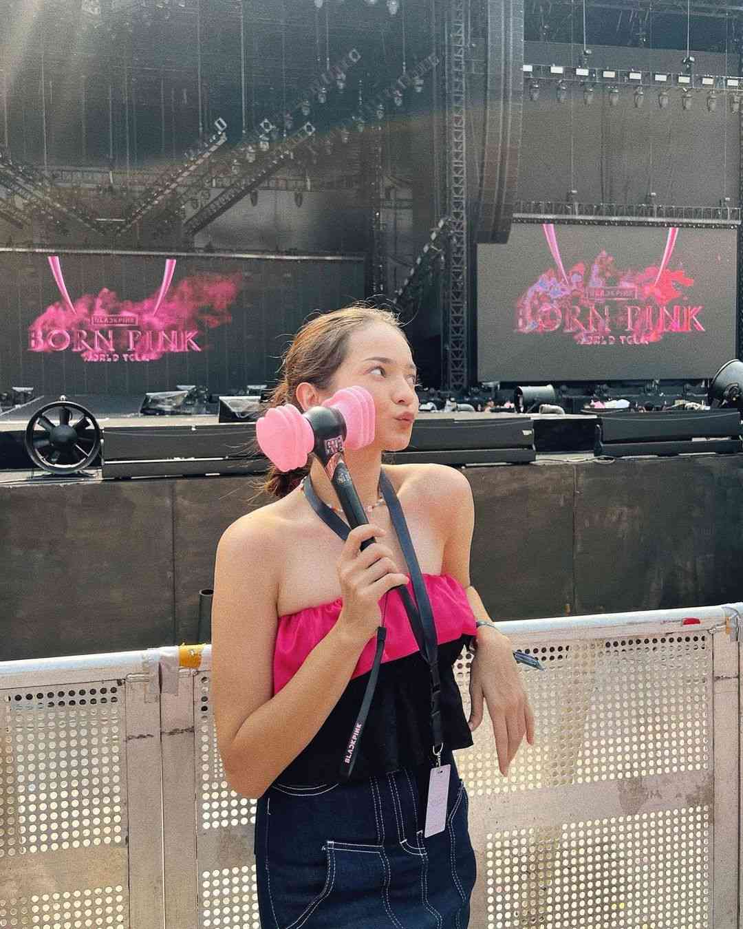Blackpink. Born Pink. Konser Blackpink. Enzy Storia.