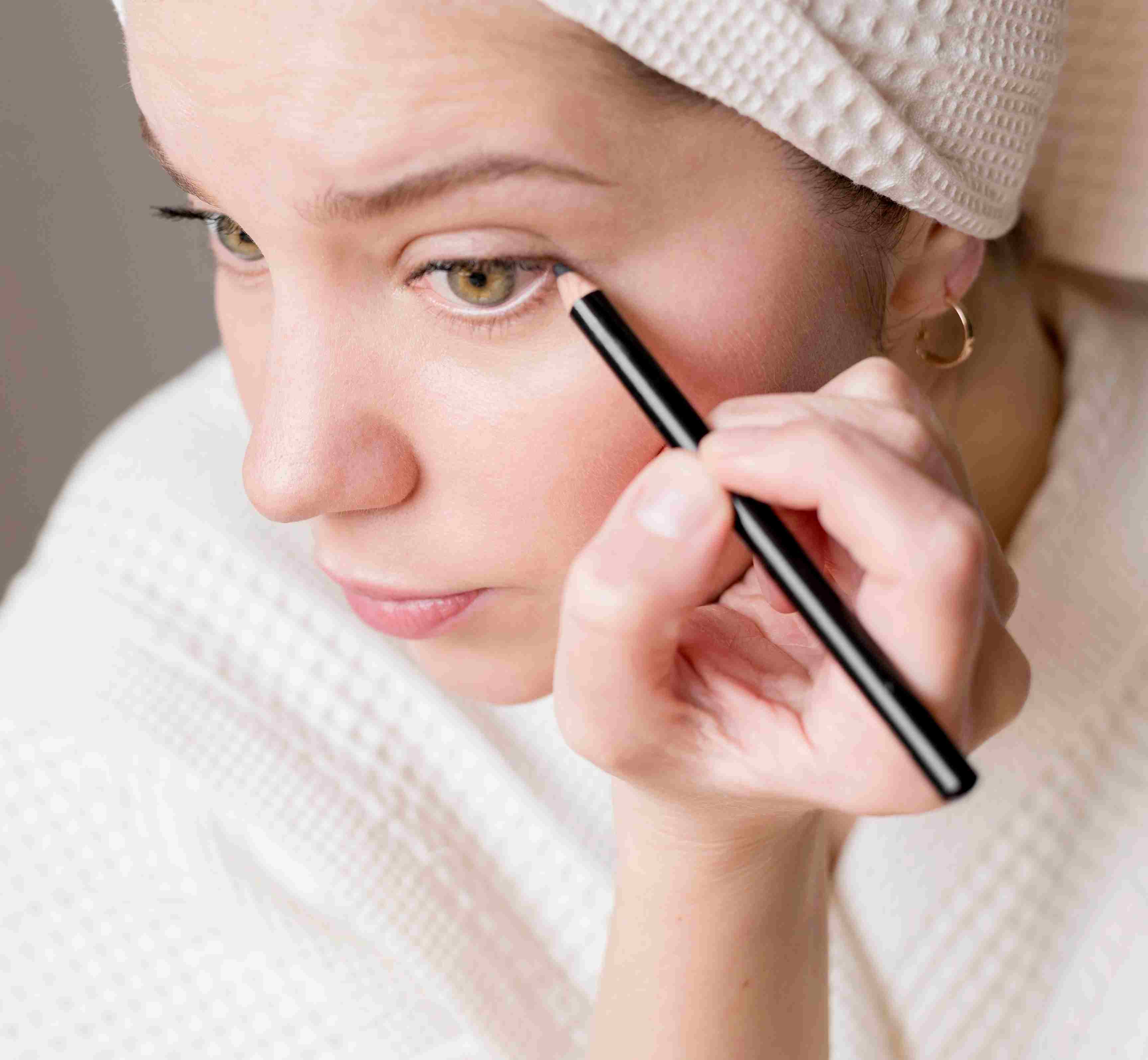 Eyeliner. Puppy eyeliner. Make up korea. Make up korea untuk remaja.
