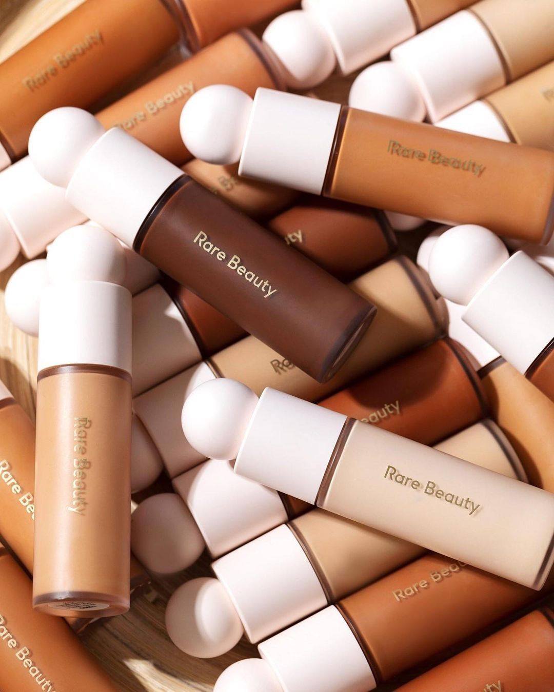 Liquid Touch Weightless Foundation. Rare Beauty. Selena Gomez. Make up.