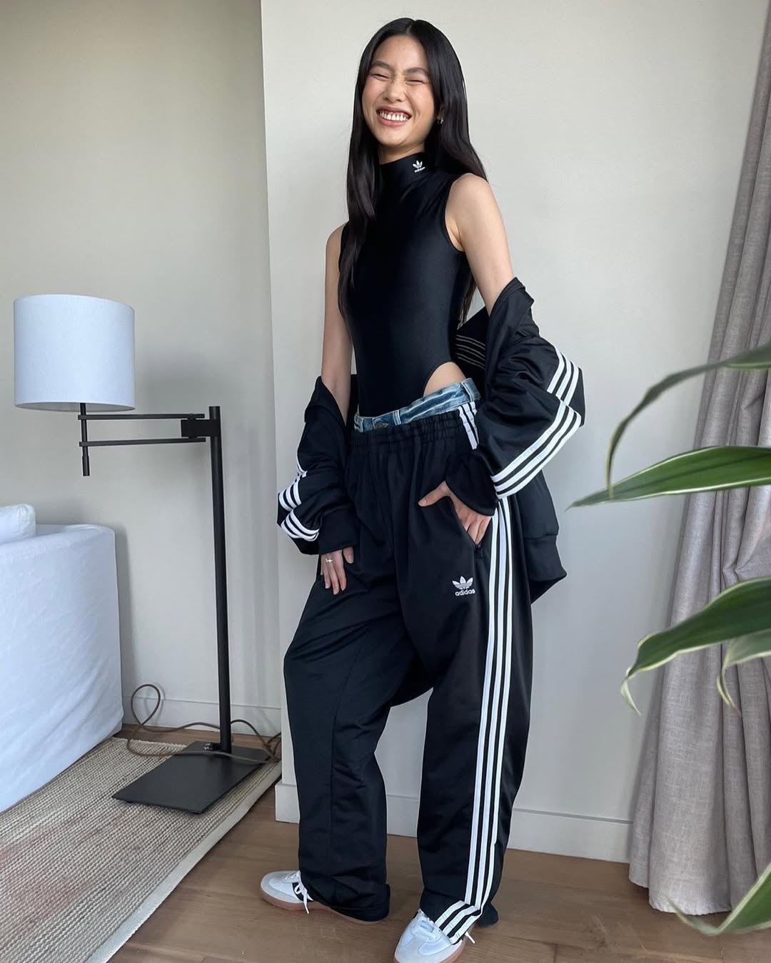 gaya athleisure untuk tampilan sporty 