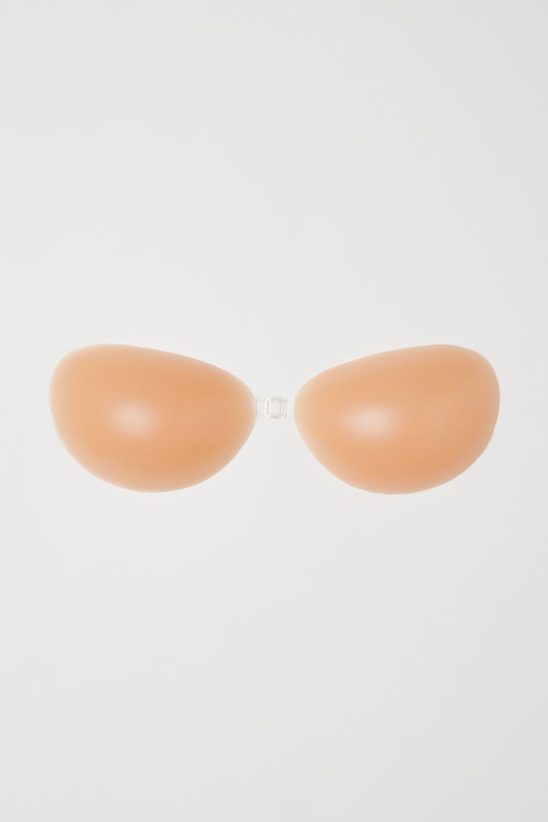 Model bra