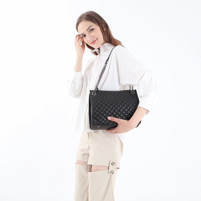 model tas