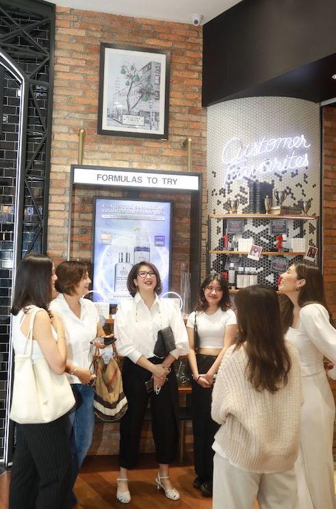 Kiehl's Retinol Skin-Renewing Daily Micro-Dose Serum The Soul Intimate Soiree