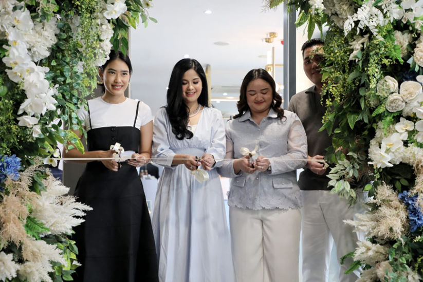 Dusty Blue Hair Studio, Grand Opening 