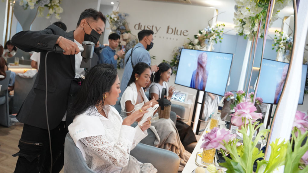 Dusty Blue Hair Studio, Grand Opening 