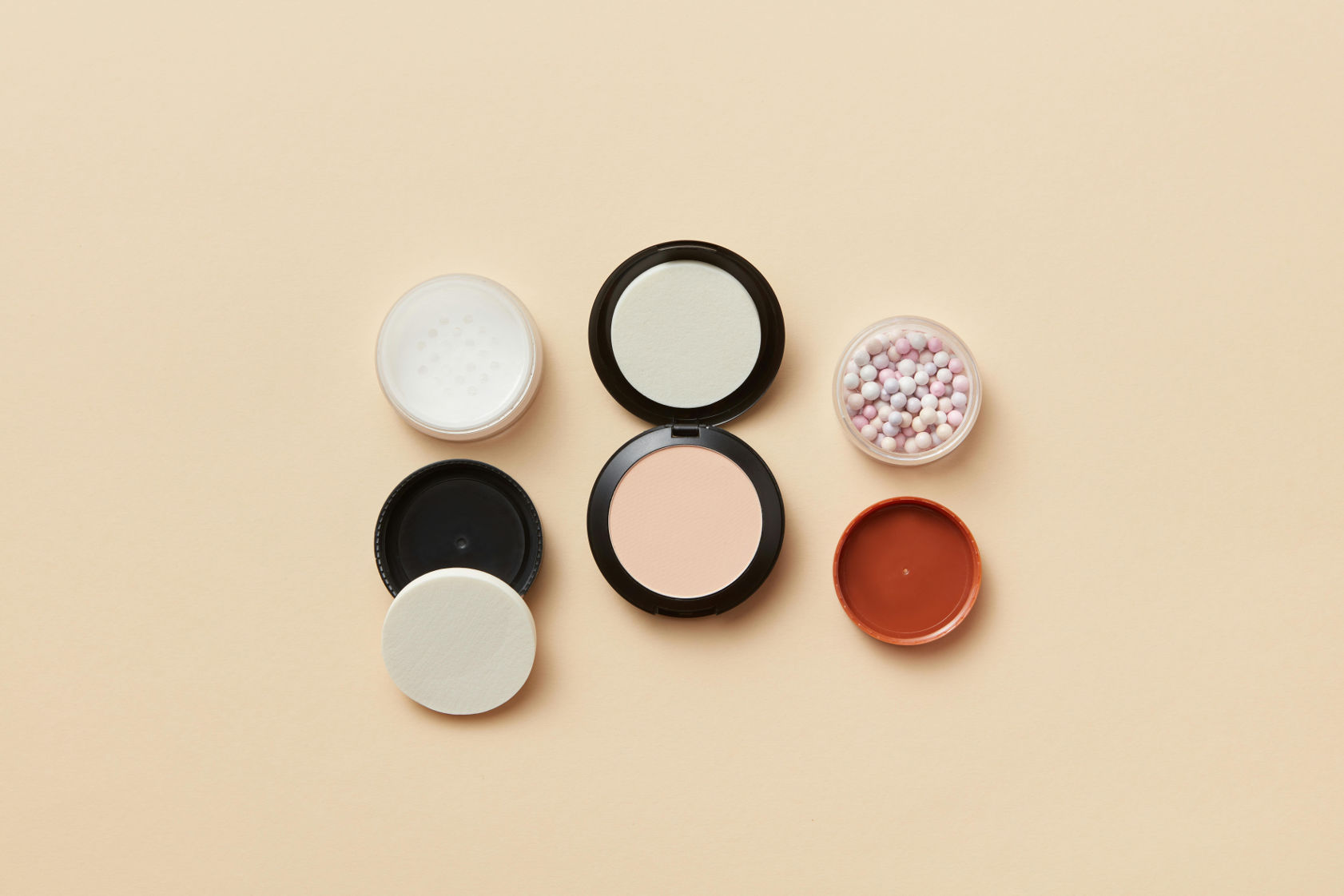 Perbedaan compact powder dan two way cake