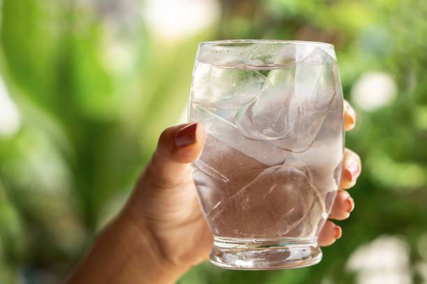 Ini 5 Manfaat Minum Air Dingin yang Bisa Jadi Kebiasaan
