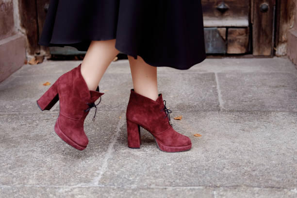 Cara Membersihkan Sepatu Suede