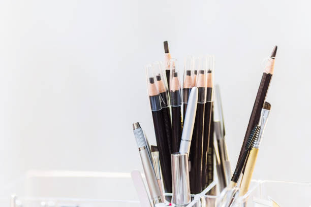 Cara Memakai Eyeliner Pensil Agar Tidak Luntur