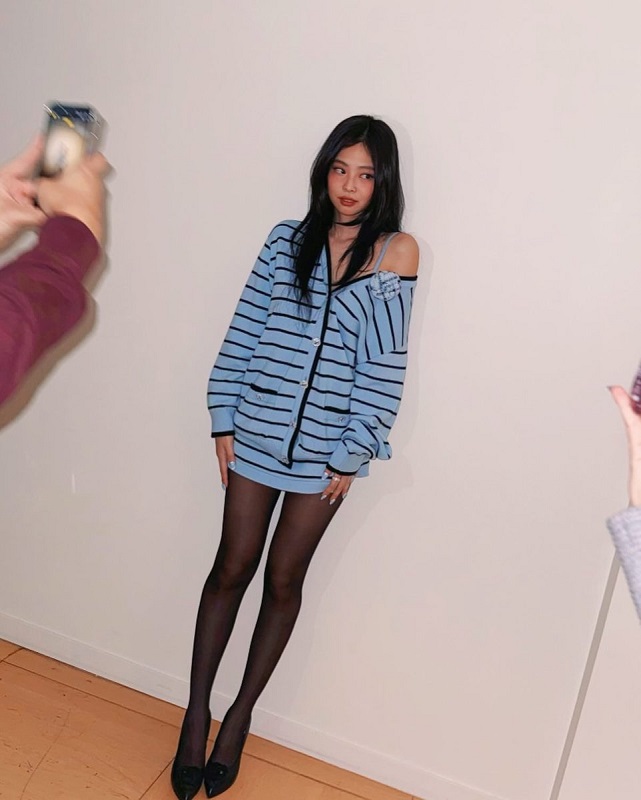 Gaya Modis Serba Chanel Jennie di Comeback Terbaru