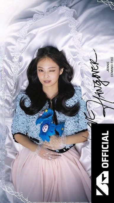 Gaya Modis Serba Chanel Jennie di Comeback Terbaru