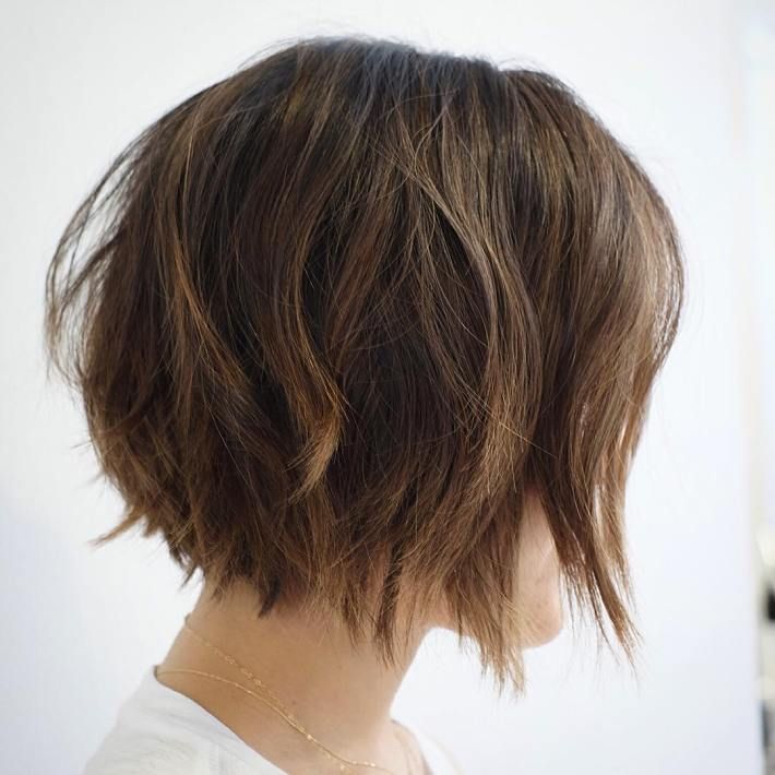 Model Rambut Pendek Wanita Gemuk