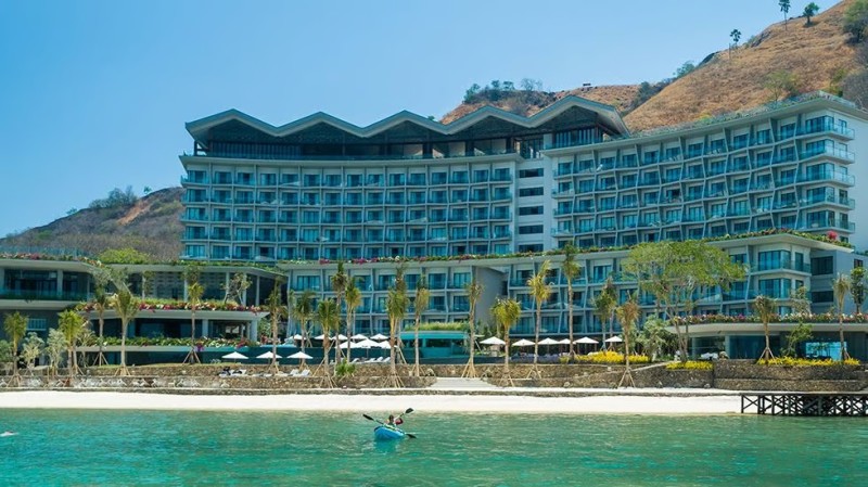 AYANA Komodo Waecicu Beach