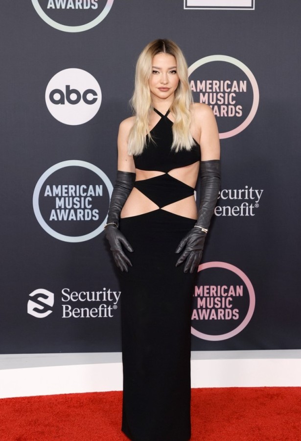gaya fashion madelyn cline 