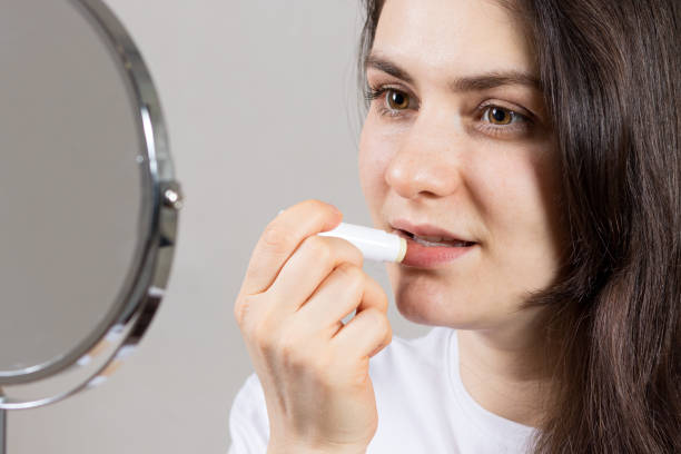 Cara memerahkan bibir secara alami