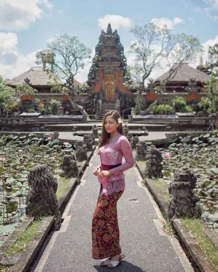model kebaya simple modern, model kebaya pesta