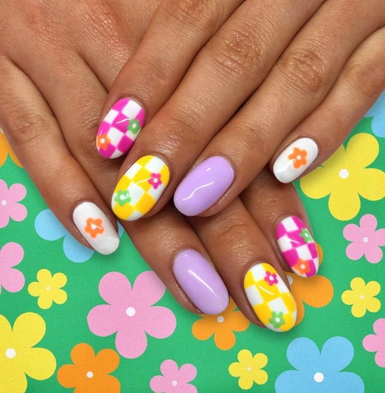 8 Ide Nail Art untuk Kuku Pendek yang Simple dan Cantik!