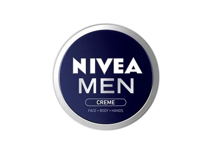 Cara lipstik tahan lama. Lip balm. Nivea. Nivea Lip Care Soothe & Protect.
