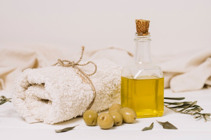 Nutrisi minyak zaitu bantu kurangi stretch mark