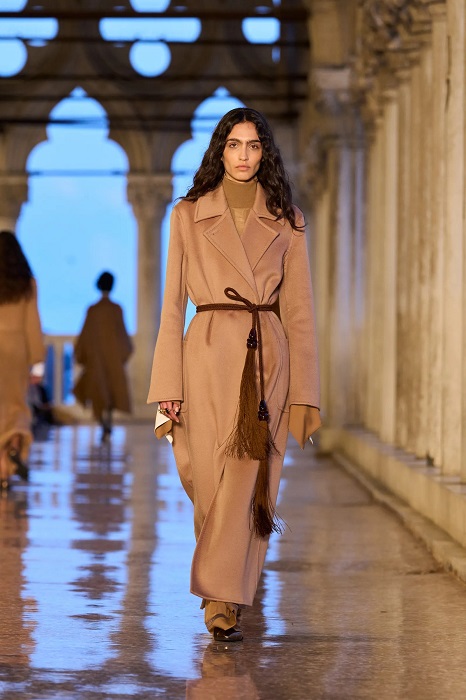 Pantone Color of the Year 2025