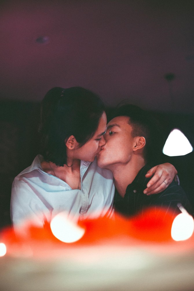 kata-kata nakal,kata kata nakal yang bisa diucapkan saat bercinta,tips bercinta,kata kata nakal saat