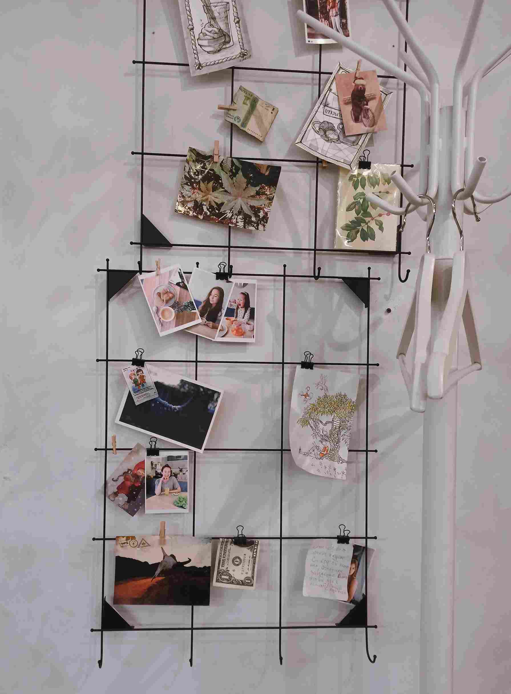 Grid wall. Polaroid. Dekorasi kamar. Estetik.
