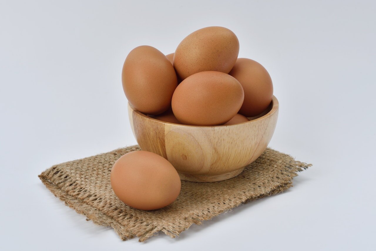 rambut rontok, hair fall, makanan, bahan, salmon, almond, bayam, telur, nutrisi, gizi, akar rambut, vitamin
