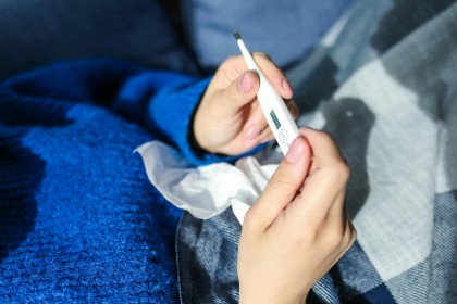tips sembuh dengan cepat dari demam di tengah malam, demam, sakit demam, hal yang harus dilakukan saat demam, demam di malam hari