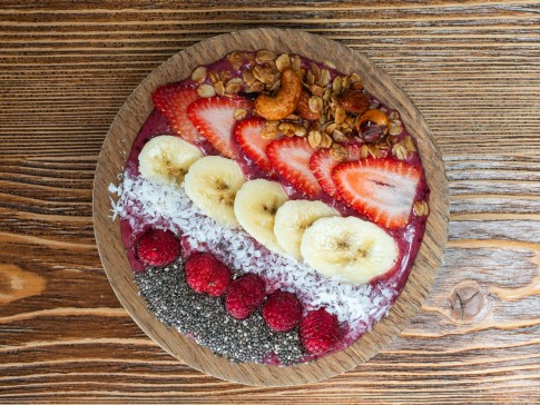 resep acai bowl yang mudah, acai bowl, resep, buah, granola