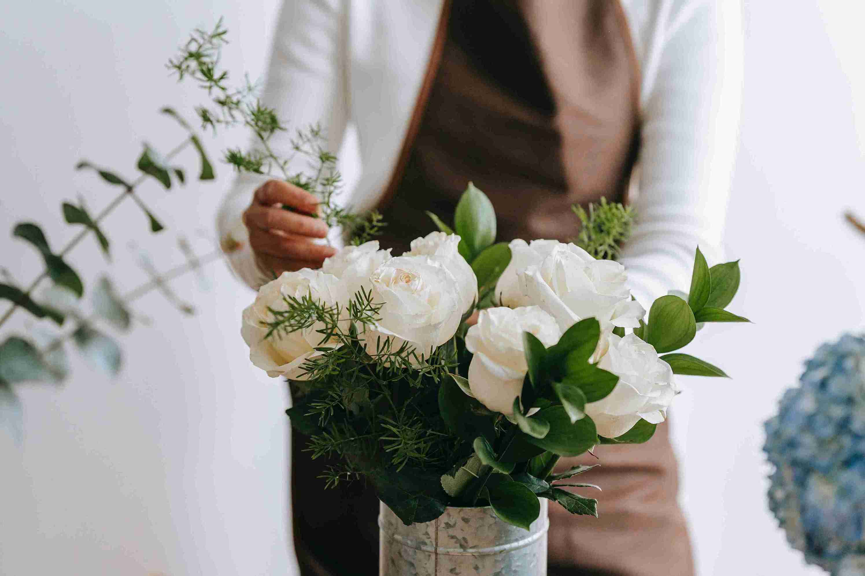 (Bunga sebagai hadiah untuk hari ibu. Foto: Dok. Teona Swift/Pexels)