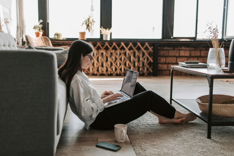 tips work from home paling efektif buat ekstrovert, ekstrovert, work from home