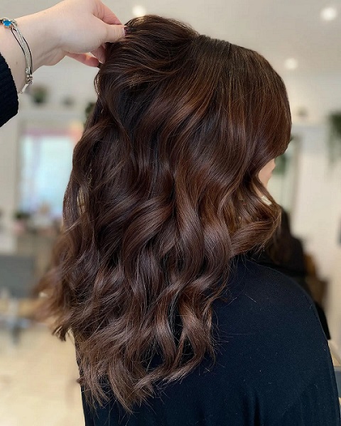 Warna Rambut yang Cocok Untuk Kulit Sawo Matang