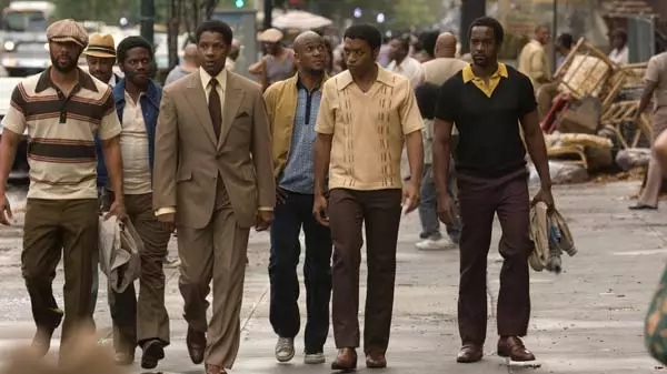 (Denzel Washington, Chiwetel Ejiofor, dan Common in American Gangster (2007). Foto: Dok. Universal Pictures)